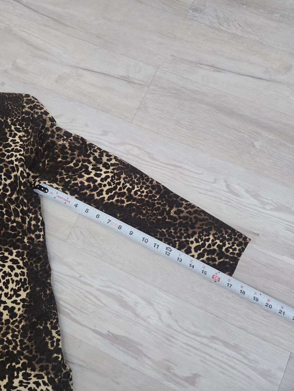 CARMEN MARC VALVO Leopard Print Bodycon Dress - Picture 8 of 8